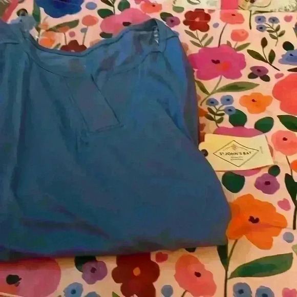 Ladies St John’s Bay cap sleeves and neck collar . - Picture 5 of 6